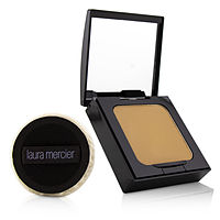 Laura Mercier