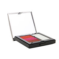 Laura Mercier