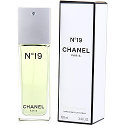 skrivestil Prestigefyldte videnskabsmand Chanel 19 Perfume | FragranceNet.com®