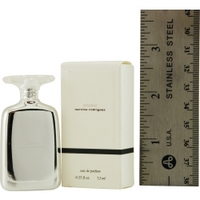 Essence Narciso Rodriguez