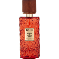 Indulgent Moments Nectarine & Blushing Freesia