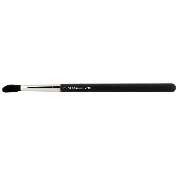 #224 tapered blending brush ( eyes )
