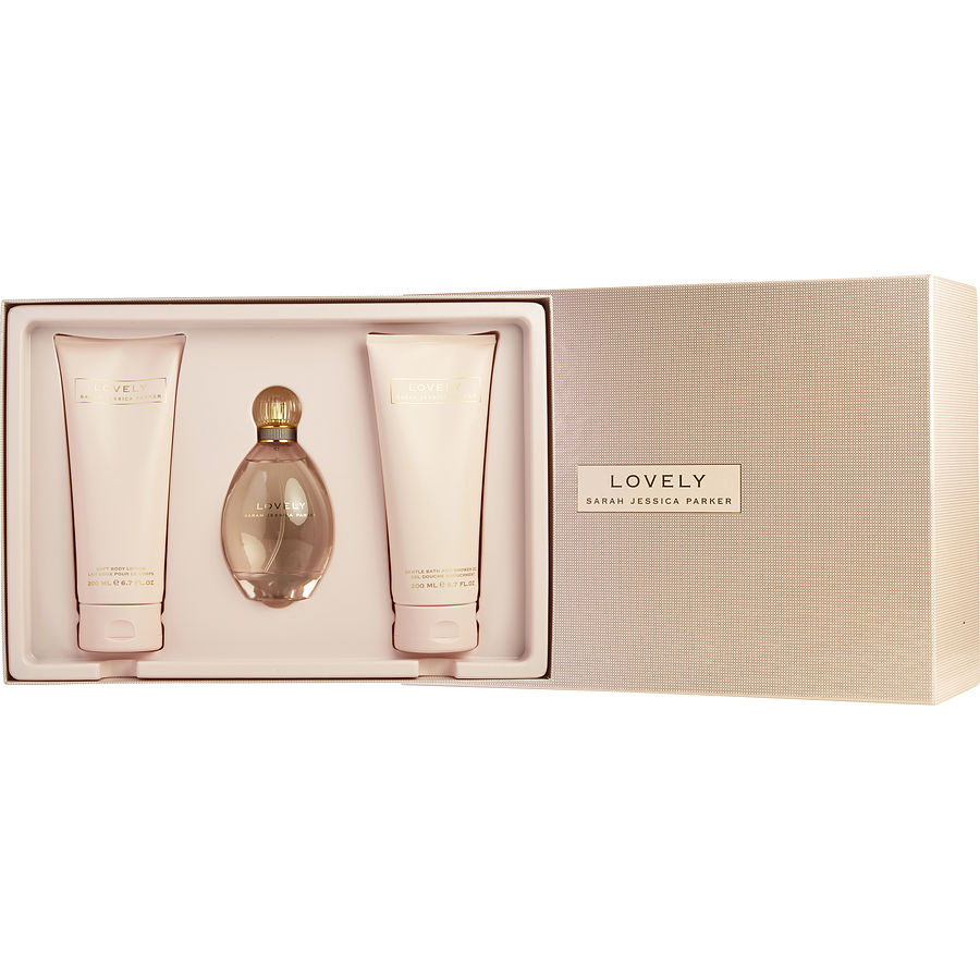 sarah jessica parker lovely gift set with candle.