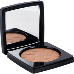 Bobbi Brown