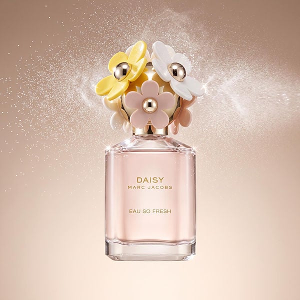 Marc Jacobs Daisy Eau So Fresh by Marc Jacobs, Eau De Toilette Spray 2.5 oz, image 3 of 4