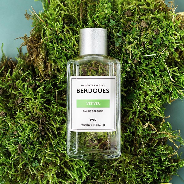 Berdoues 1902 Vetiver by Berdoues, Eau De Cologne Splash 8.3 oz, image 2 of 2